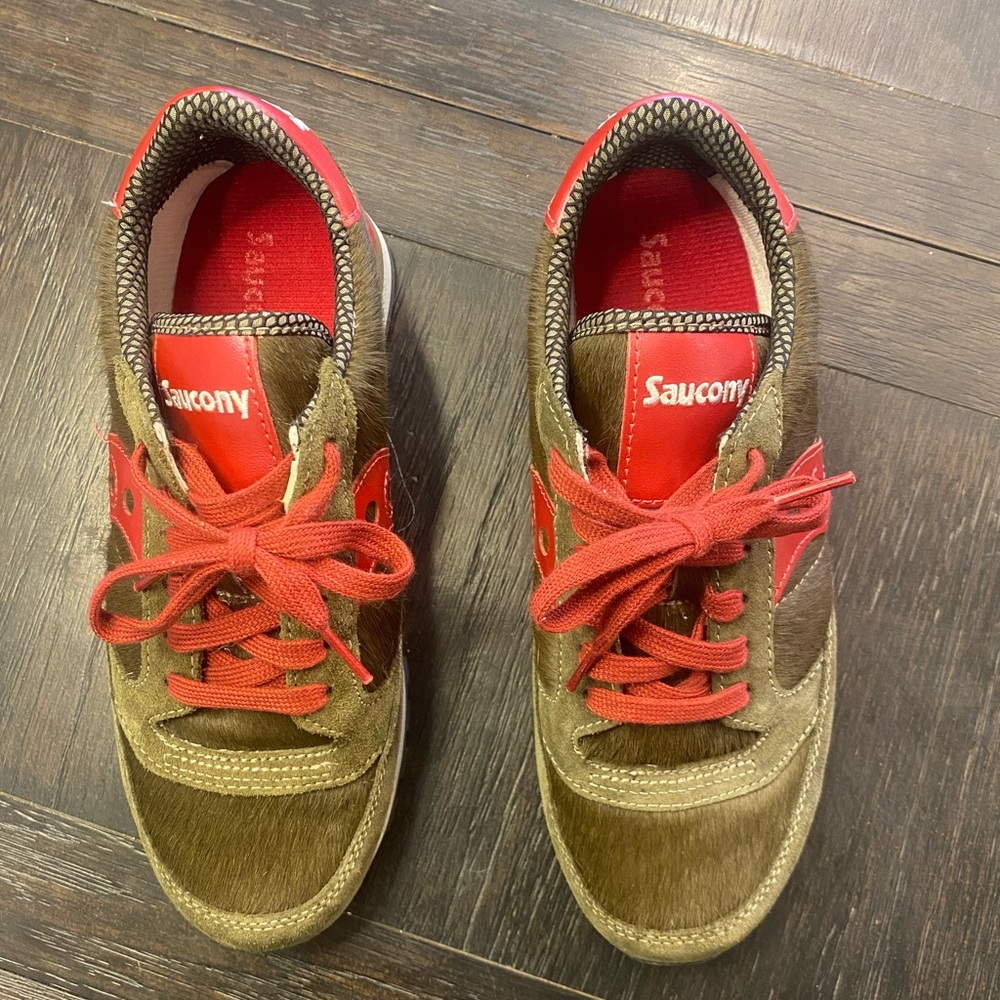 Saucony Jax triple olive jester, 8.5